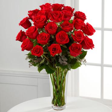 The Long Stem 2 Dozen Red Rose Bouquet For Sympathy